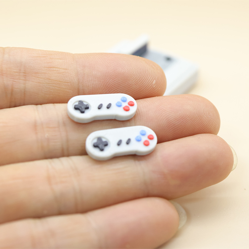 1set Dollhouse Mini Retro Game - Retro Gaming Handheld ulasan dan harga